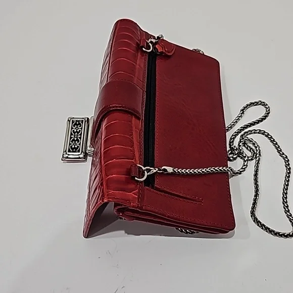 Brighton Red Crossbody Wallet  handbag with silver removable strap - Picture 7 of 8